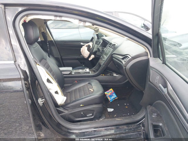 FORD FUSION SE - 5