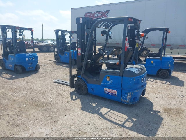 2023 BYD ELECTRIC FORKLIFT 3