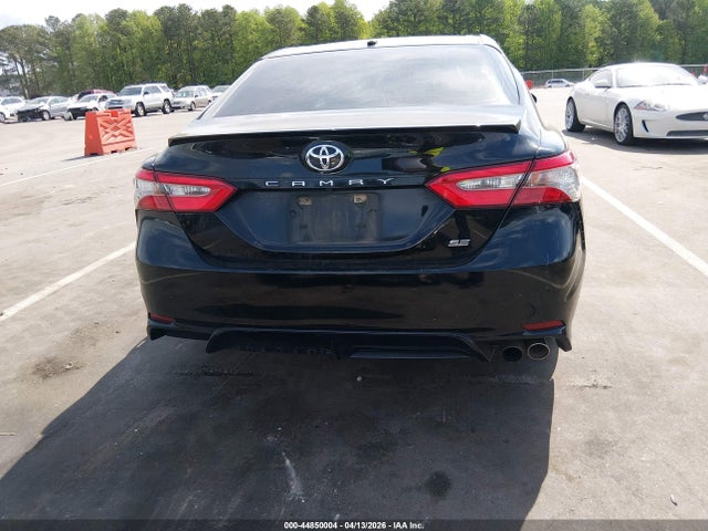 2019 Toyota CAMRY SE thumbnail 16