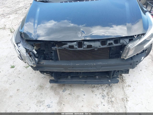 صورة 6 لـ 2017 KIA FORTE LX