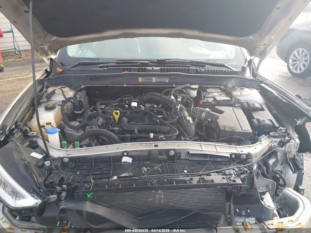 FORD FUSION SE - 10