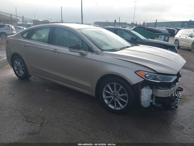 FORD FUSION SE - 1
