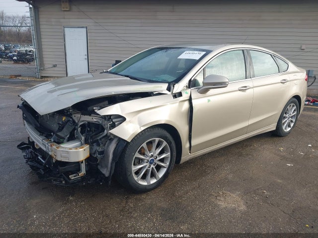 FORD FUSION SE - 2