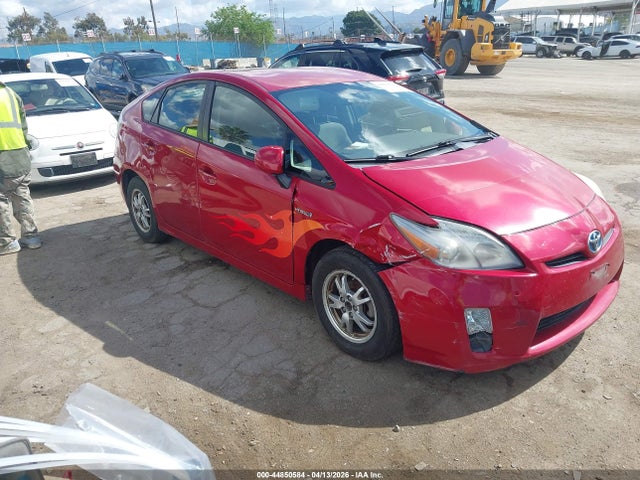 TOYOTA PRIUS - 1