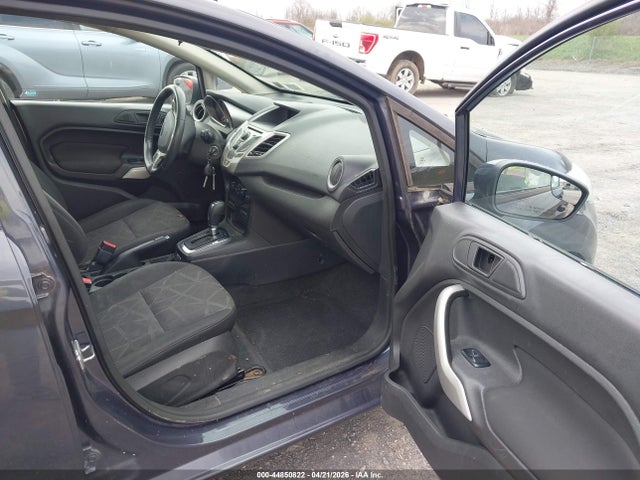 FORD FIESTA SE - 5