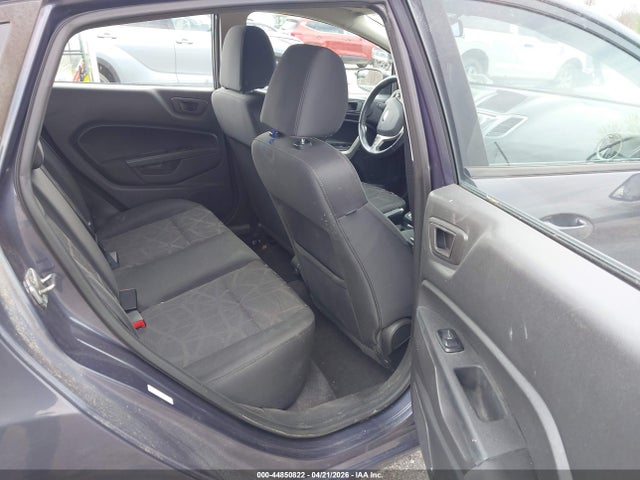 FORD FIESTA SE - 8