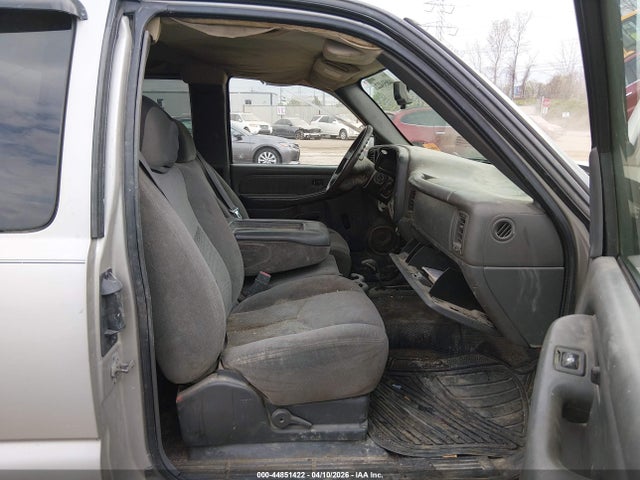 CHEVROLET SILVERADO 1500 CLASSIC LS - 5