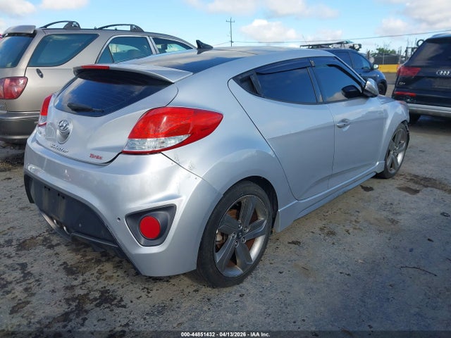 HYUNDAI VELOSTER TURBO - 4