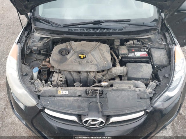 HYUNDAI ELANTRA LIMITED - 10