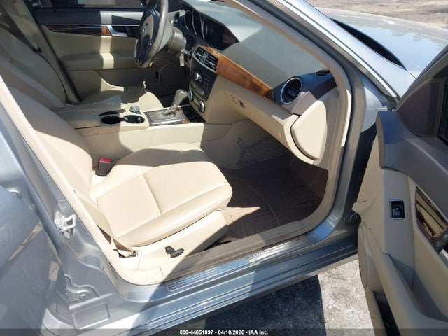 MERCEDES-BENZ C-CLASS - 5