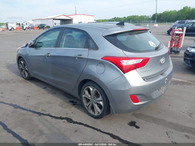 HYUNDAI ELANTRA GT - 3