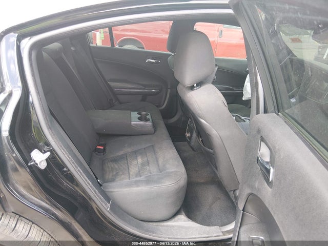 DODGE CHARGER SE - 8