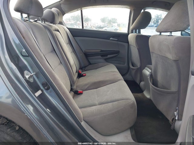 HONDA ACCORD 2.4 LX - 8