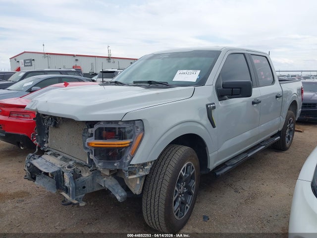 صورة 2 لـ 2024 FORD F-150 STX