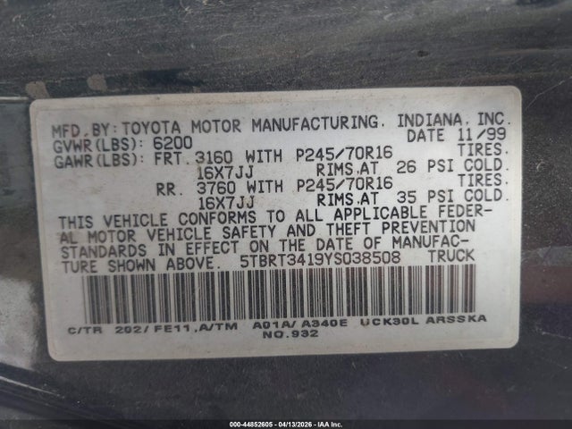 TOYOTA TUNDRA - 9