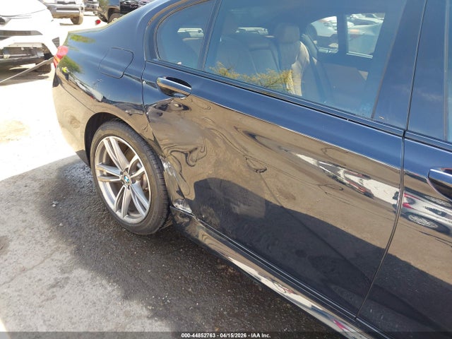 2016 BMW 750I XDRIVE 照片 6