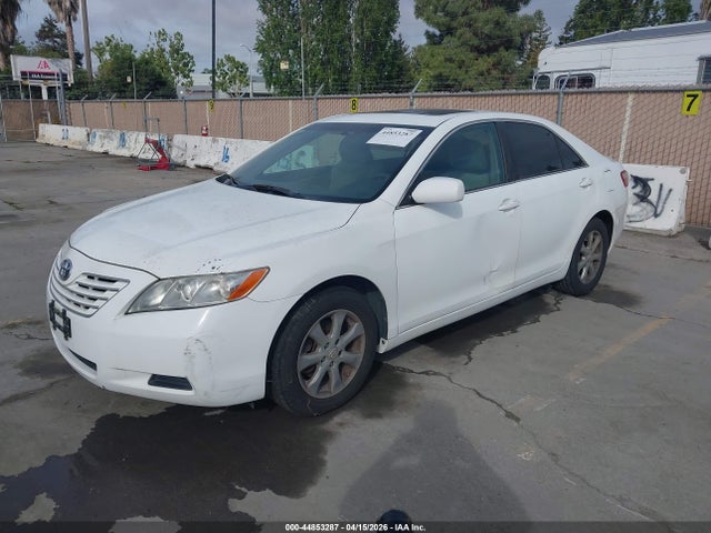 TOYOTA CAMRY - 2