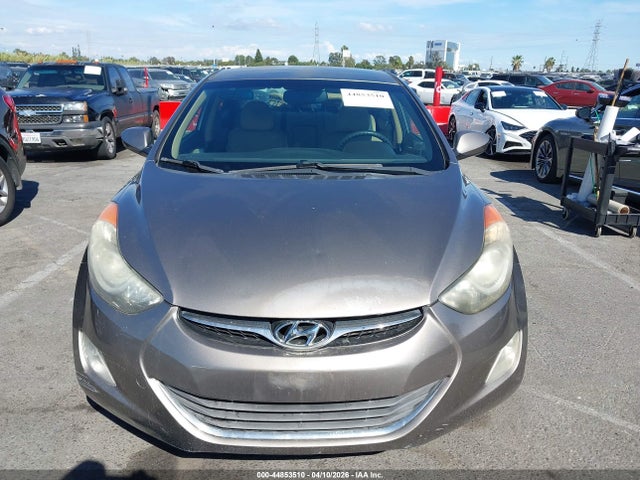 HYUNDAI ELANTRA GLS - 6