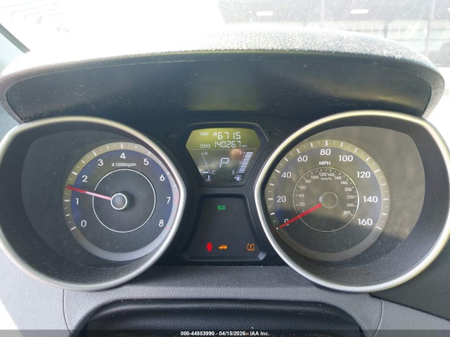 HYUNDAI ELANTRA GLS - 7