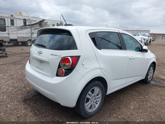 CHEVROLET SONIC LT AUTO - 4