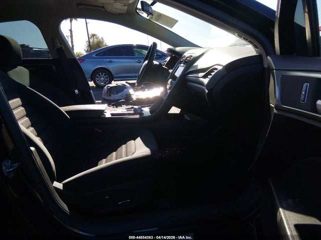 FORD FUSION SE - 5