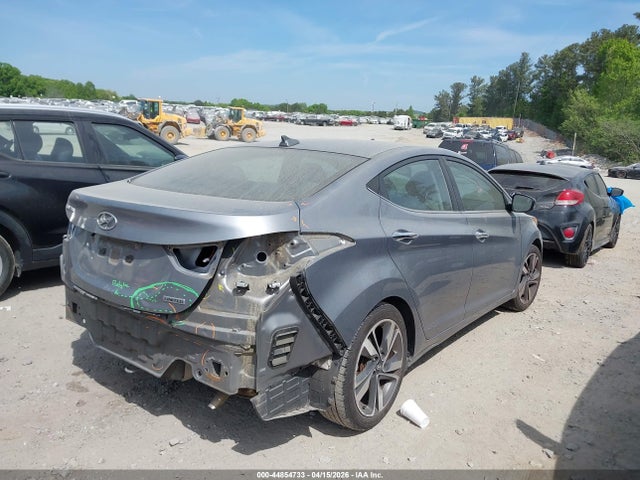 HYUNDAI ELANTRA - 4