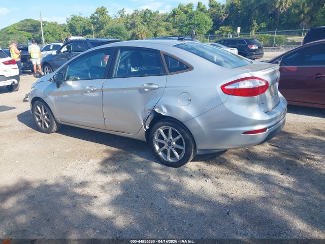 FORD FIESTA SE - 3