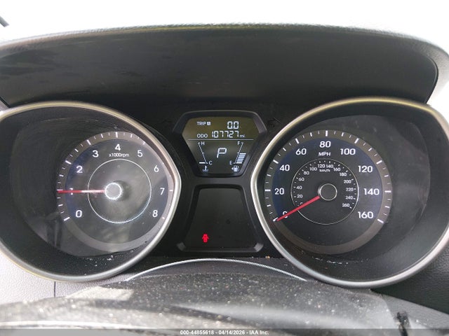 HYUNDAI ELANTRA GLS - 7