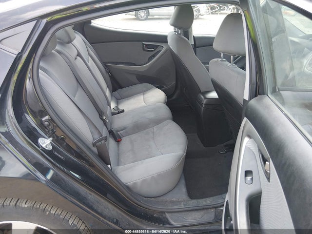 HYUNDAI ELANTRA GLS - 8