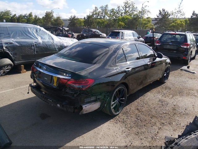 MERCEDES-BENZ E-CLASS - 4