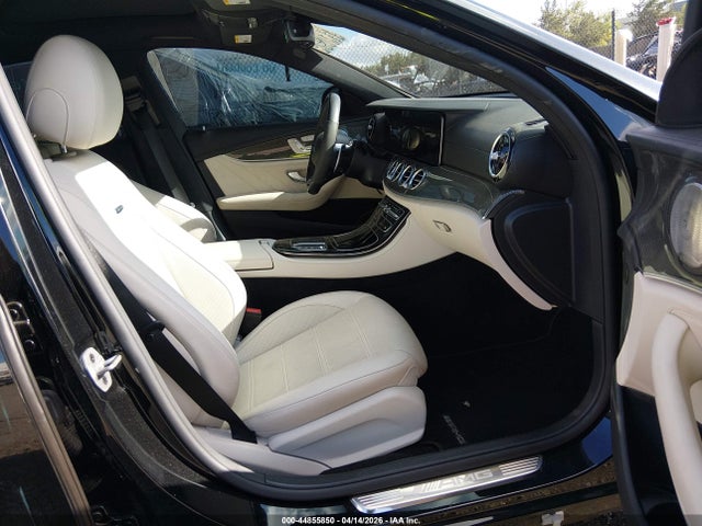 MERCEDES-BENZ E-CLASS - 5