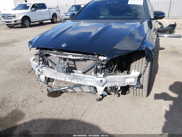 MERCEDES-BENZ E-CLASS - 6