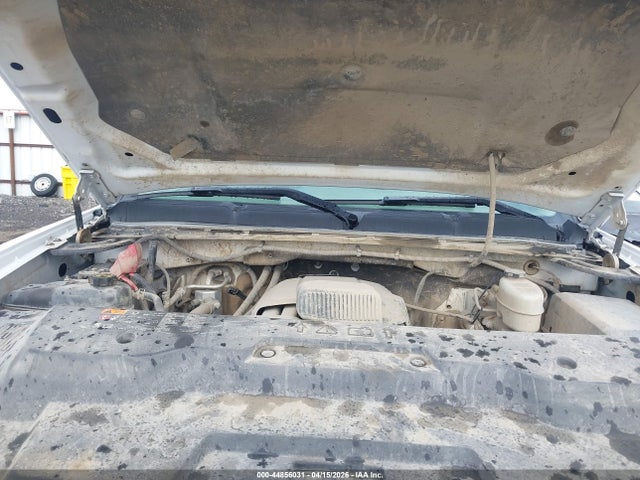 CHEVROLET SILVERADO - 10