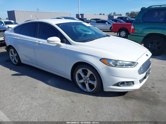 FORD FUSION SE - 1