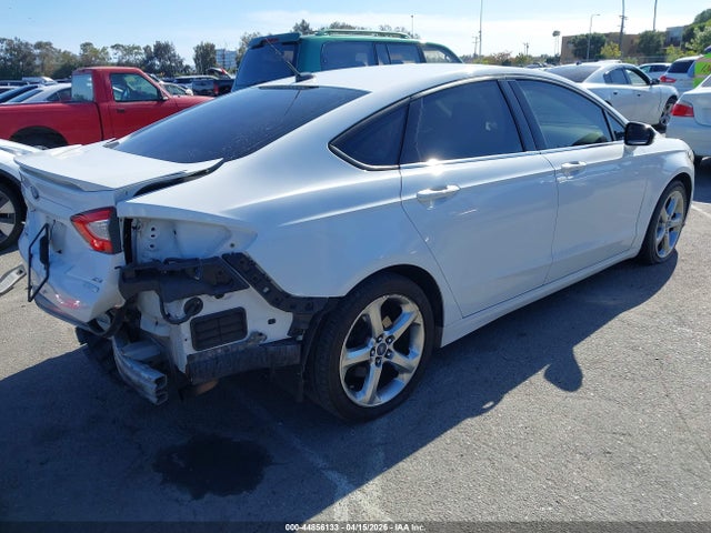 FORD FUSION SE - 4