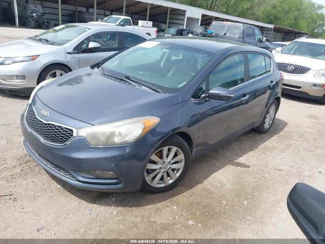 KIA FORTE EX - 2