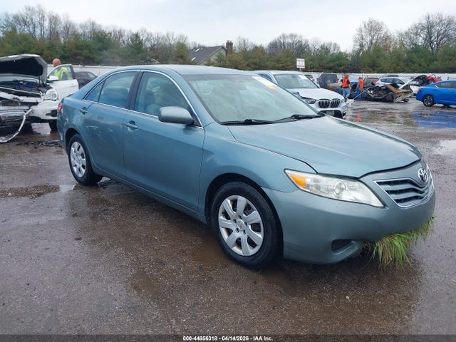2011 TOYOTA CAMRY LE