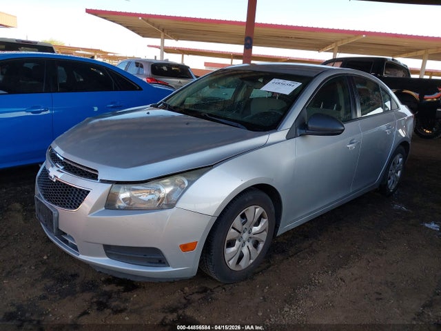 CHEVROLET CRUZE LS AUTO - 2