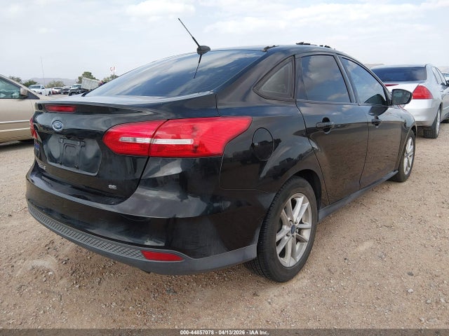 FORD FOCUS SE - 4