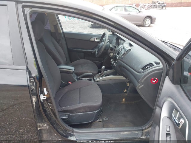 KIA FORTE EX - 5