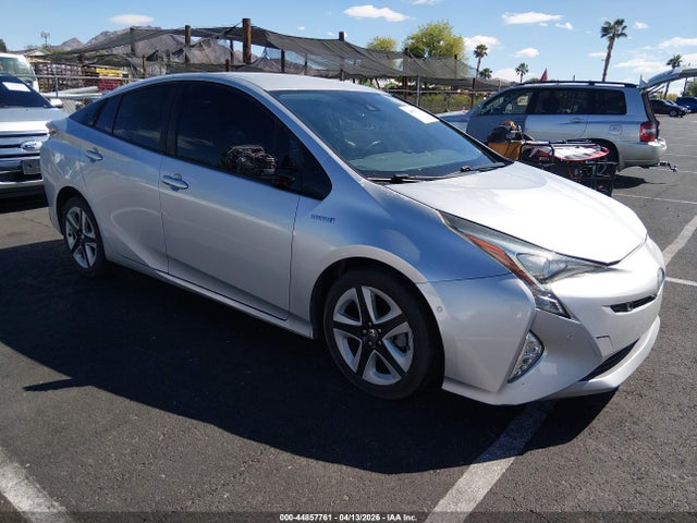 TOYOTA PRIUS - 1