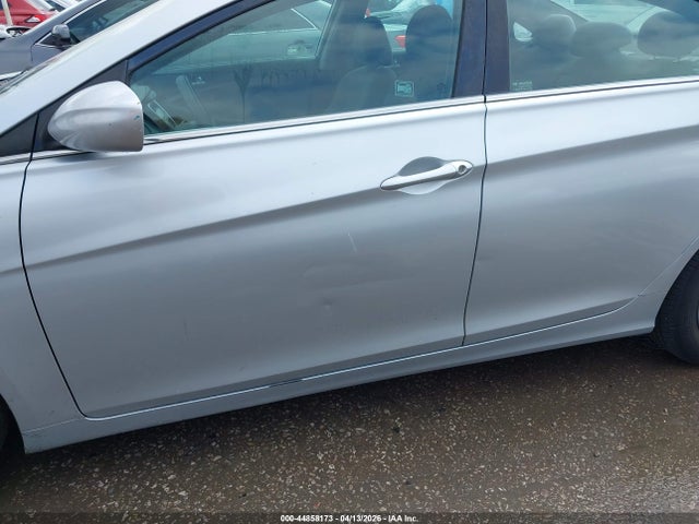 HYUNDAI SONATA GLS - 6