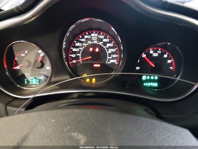 DODGE AVENGER SXT - 7