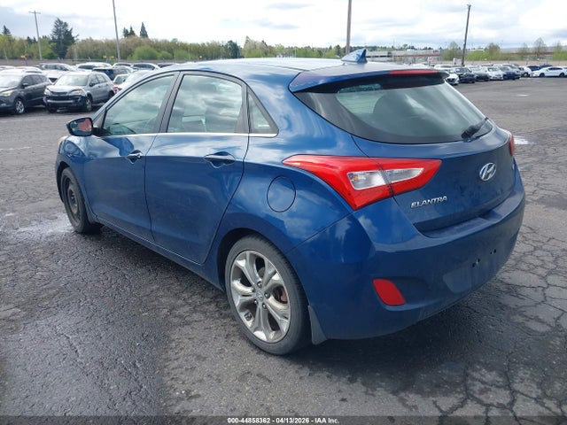 HYUNDAI ELANTRA GT - 3