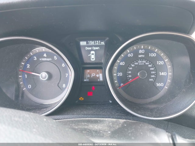 HYUNDAI ELANTRA GT - 7