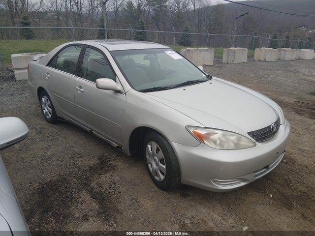 TOYOTA CAMRY - 1