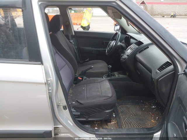 KIA SOUL - 5