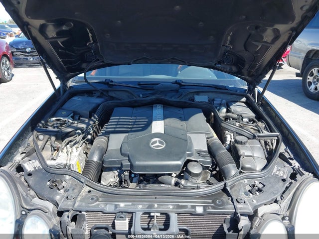 MERCEDES-BENZ E-CLASS - 10