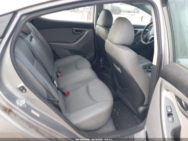 HYUNDAI ELANTRA LIMITED - 8