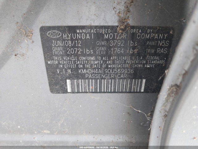 HYUNDAI ELANTRA LIMITED - 9